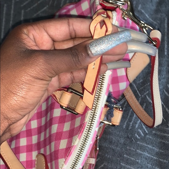 Dooney and Bourke purse - Picture 4 of 8